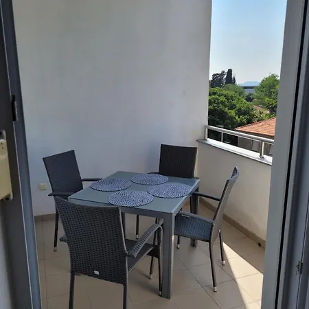 Mary Apartment
